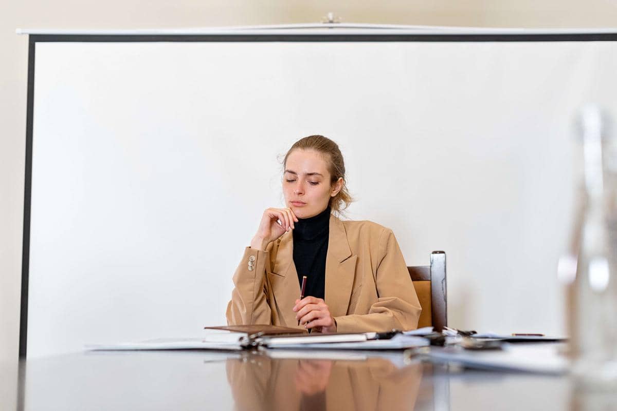 5 Tips yang Perlu Dipersiapkan Saat Rapat Pertama di Kantor