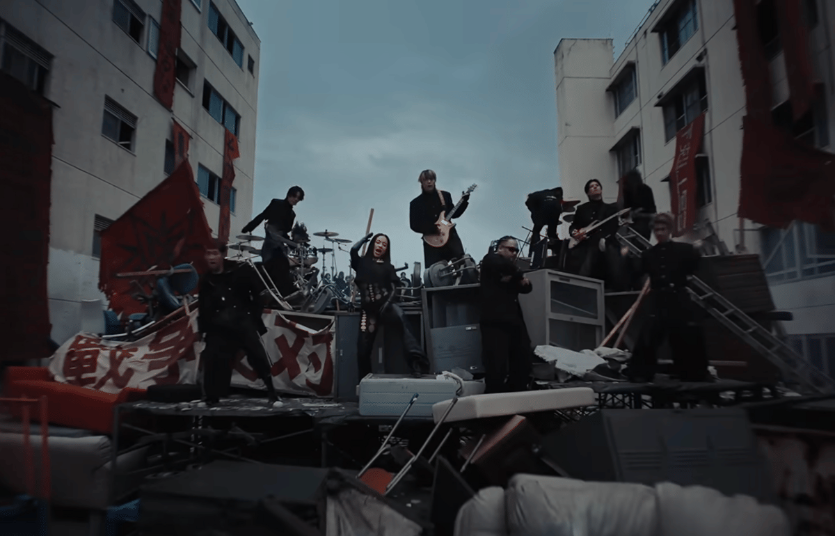 cuplikan MV 777 - YAO