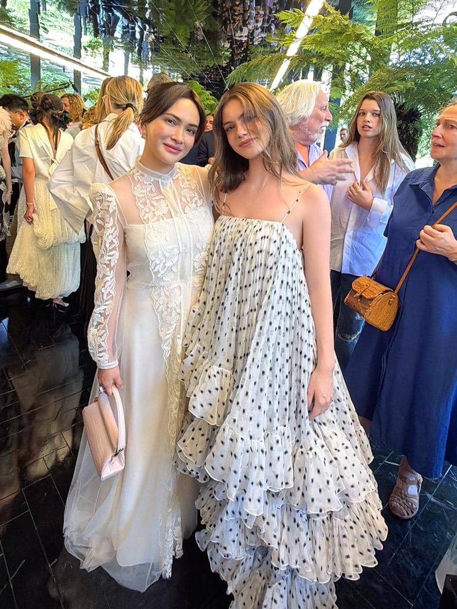 Shandy Aulia dan seleb dunia di Paris