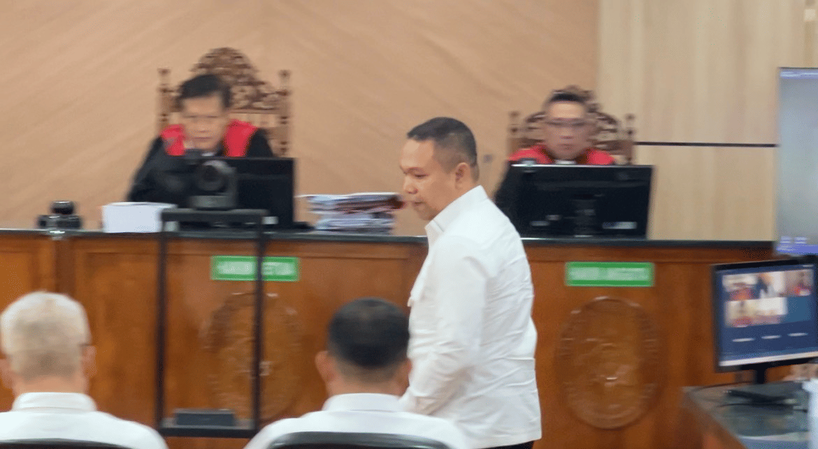 KPK Tuntut Gubernur Riau Nonaktif 8,5 Tahun Penjara