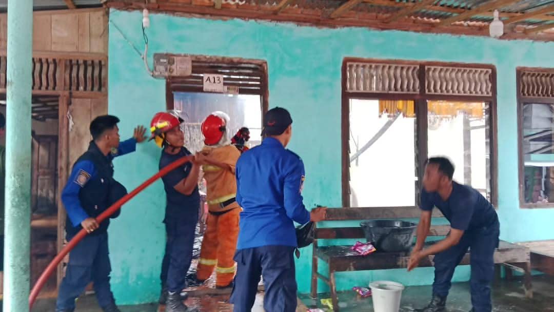 Dipicu Sakit Hati, Perempuan di PALI Bakar Rumah Mantan Mertua