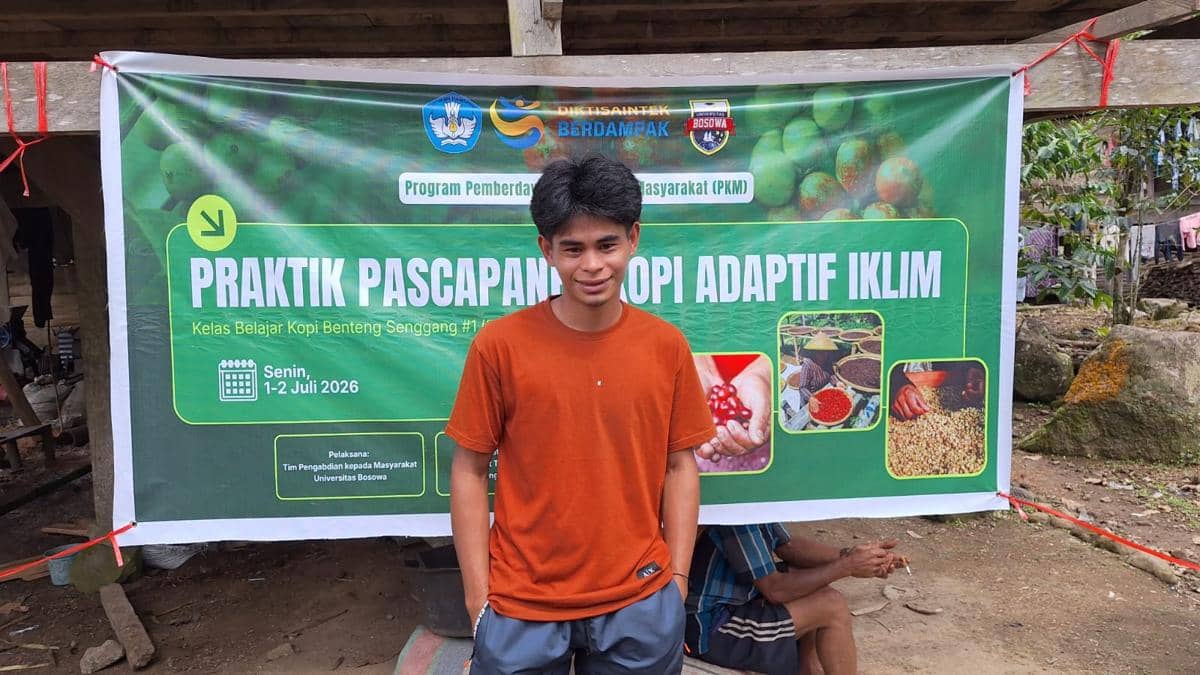 Enal, Petani Kopi Muda Benteng Senggang/Dok. Tim dosen dan mahasiswa Universitas Bosowa Makassar