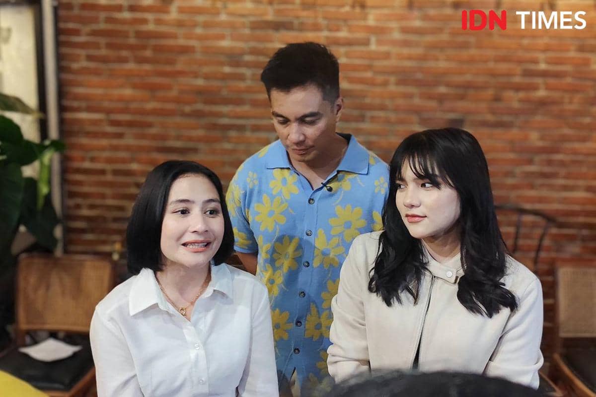Berperan sebagai mahasiswi Sastra Arab, Prilly belajar bahasa Arab.jpg