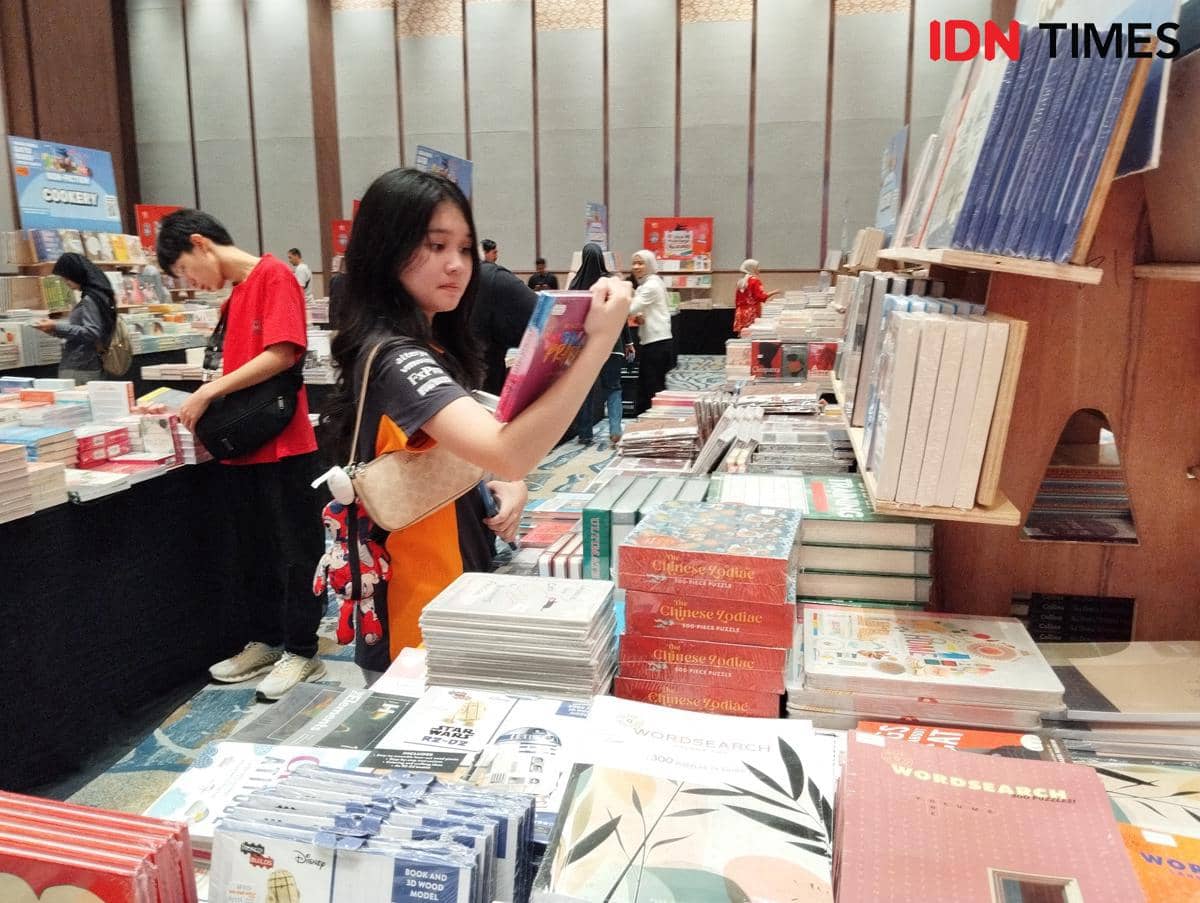 Pameran Big Bad Wolf (BBW) 2026 di Semarang. (IDN Times/Dhana Kencana)