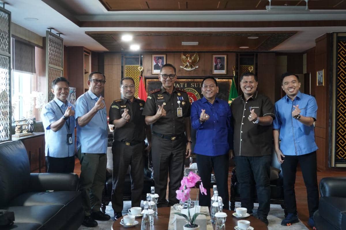Kejaksaan Disorot Publik, Kajati Sulsel Malah Bertemu Pihak Berperkara