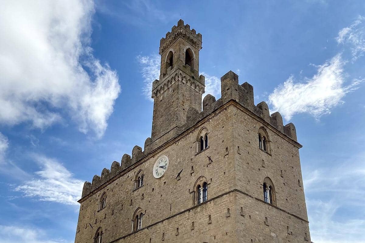 Palazzo dei Priori, Kota Volterra, Italia