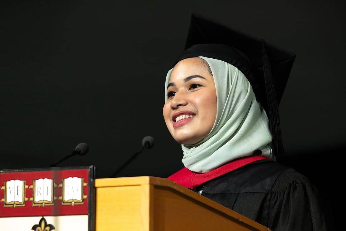 Pengalaman Kak Nadhira Afifa saat dipilih menjadi pembaca pidato kelulusannya