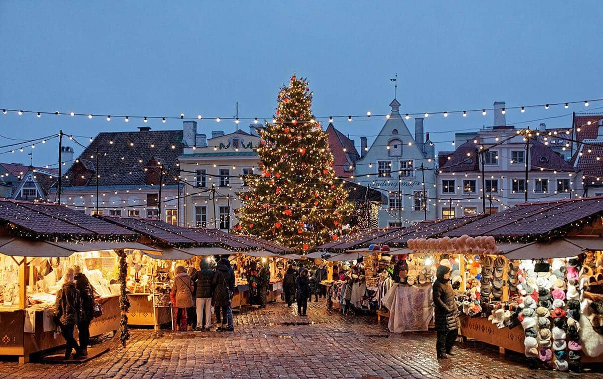 Pasar Natal Tallinn di Estonia.