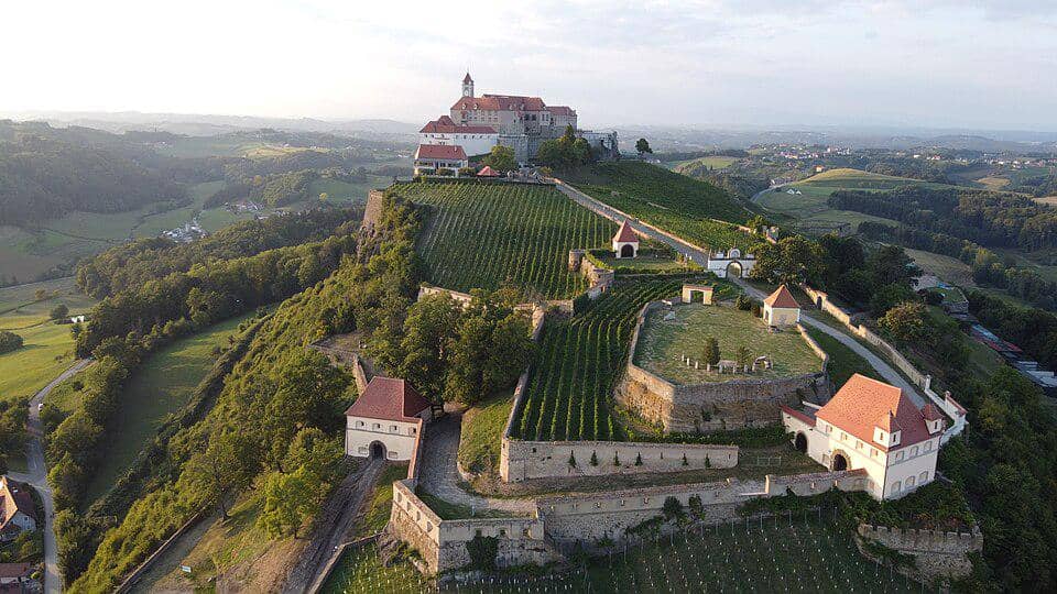 Kastil Riegersburg di Austria