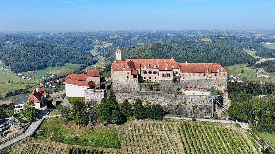 Kastil Riegersburg di Austria