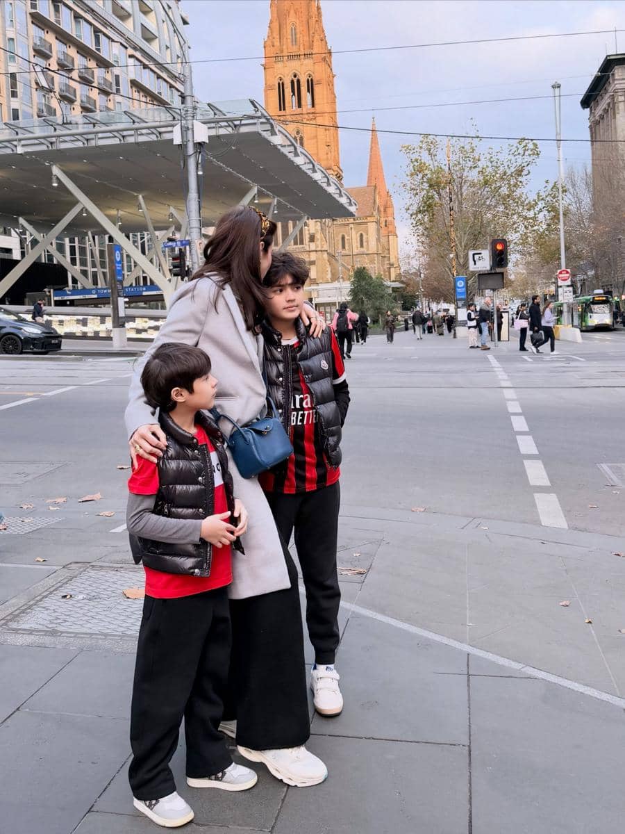 Keluarga Carissa Putri liburan musim dingin di Australia