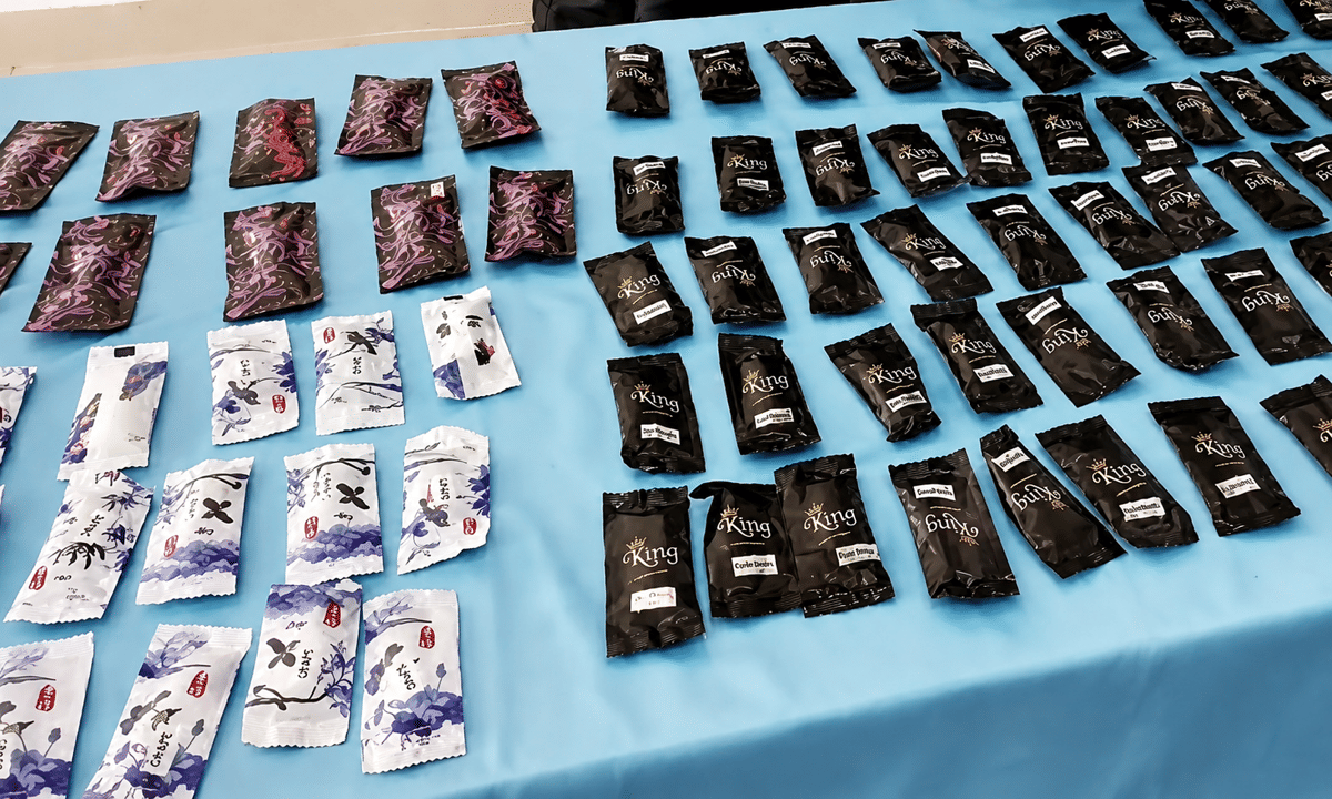 Bawa 101 Liquid ‘Pod Getar’, Warga Medan Johor Diciduk di Bandara