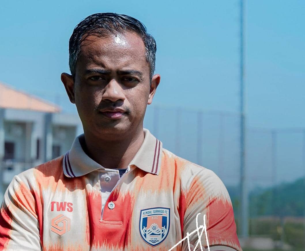 pelatih kendal tornado, tithan wulung.jpg