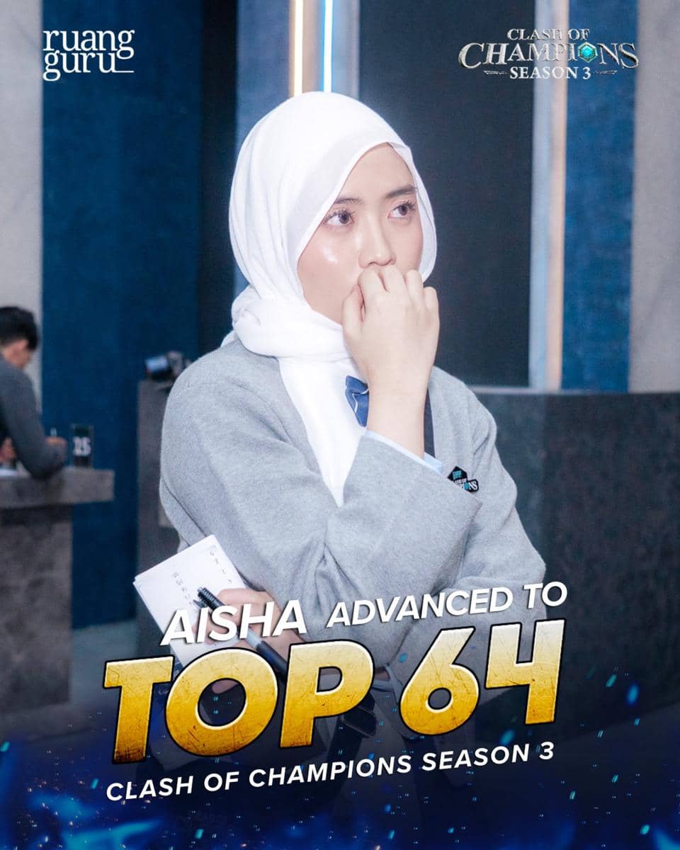 Seorang peserta berhijab putih mengenakan jas abu-abu tampak berpikir serius dalam kompetisi Clash of Champions Season 3.