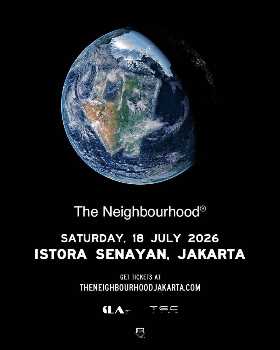 Poster konser The Neighbourhood menampilkan gambar bumi dengan latar belakang hitam dan informasi jadwal konser di Istora Senayan Jakarta.