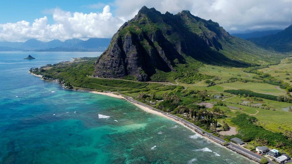 Potret Kualoa Ranch di Pulau Oahu, Hawaii