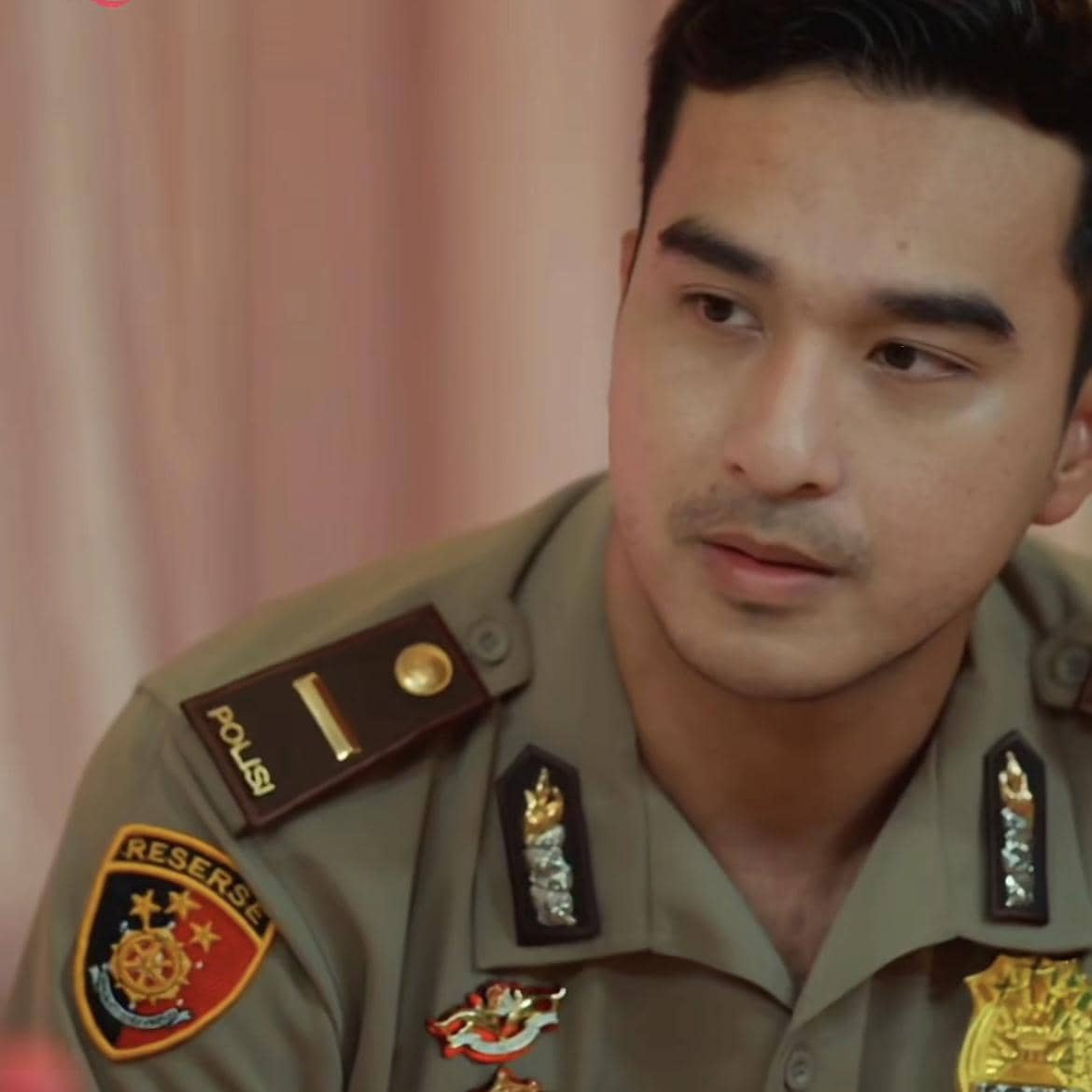 Ibrahim Risyad memerankan sosok polisi di sinetron Wajah Cinta yang Lain