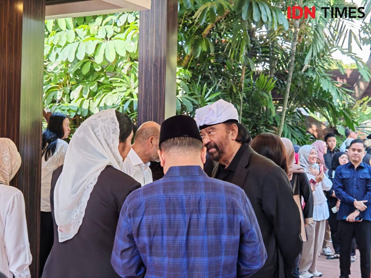 Pramono hingga Surya Paloh Melayat ke Rumah Duka Rahmat Gobel