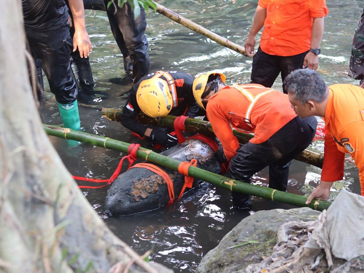 Mortir Aktif Peninggalan Belanda Ditemukan di Dasar Sungai Blitar