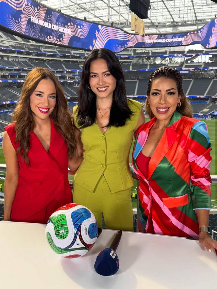 Potret Miss Universe 2020 Saat Nonton Laga Belgia vs Spanyol di Piala Dunia 