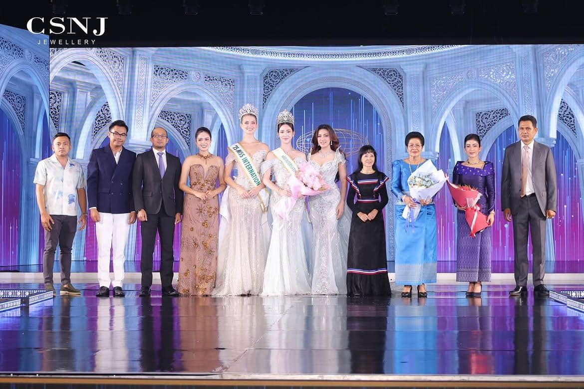 7 Potret Kunjungan Miss International 2025 Catalina Duque ke Kamboja