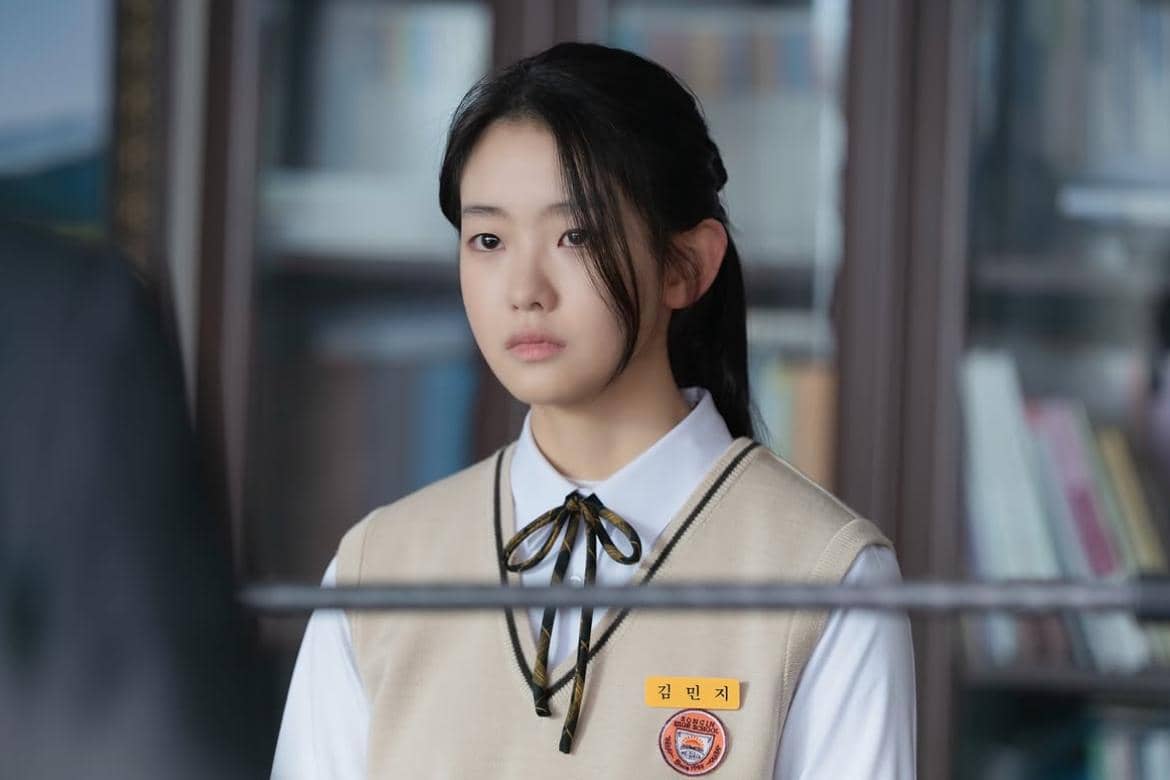 7 Bukti Min Ji Tangguh Seperti Manajer Kim di Agent Kim Reactivated