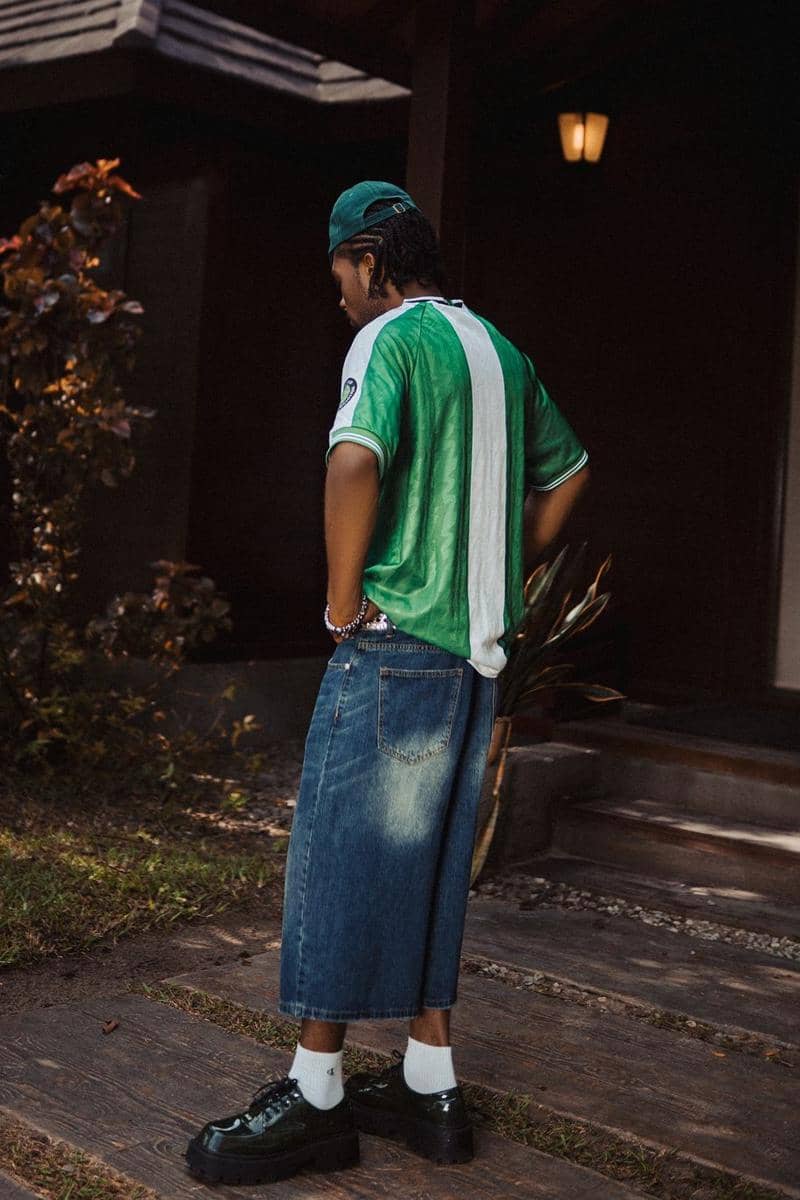ilustrasi outfit jersey bola cowok