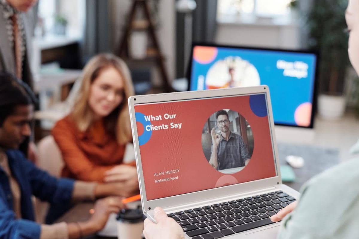 8 Ide Bisnis Paling Cocok buat Introvert, Modal Laptop Bisa Cuan