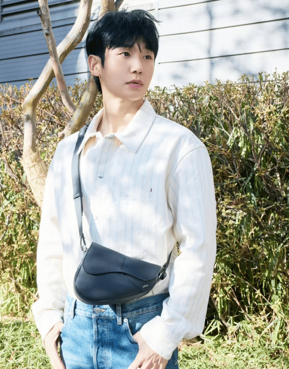 potret Jung Hae In