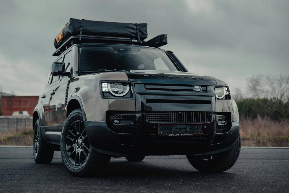 ilustrasi mobil SUV
