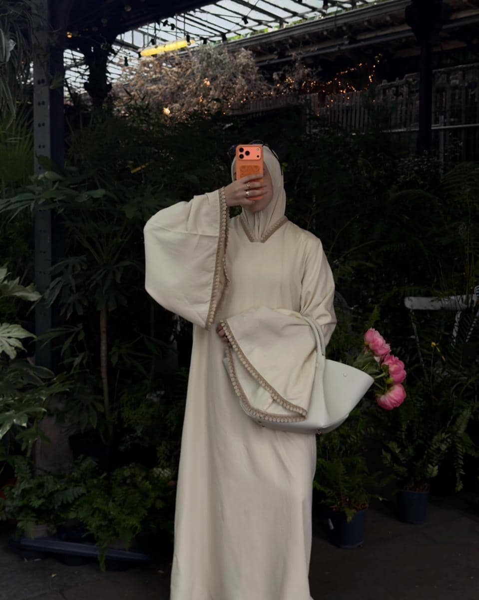 Ide OOTD modest ala Rima Edbouche