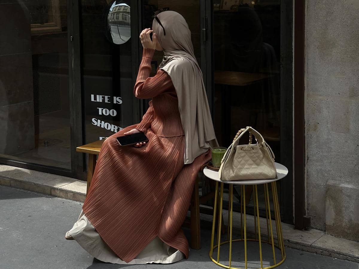 Ide OOTD modest ala Rima Edbouche