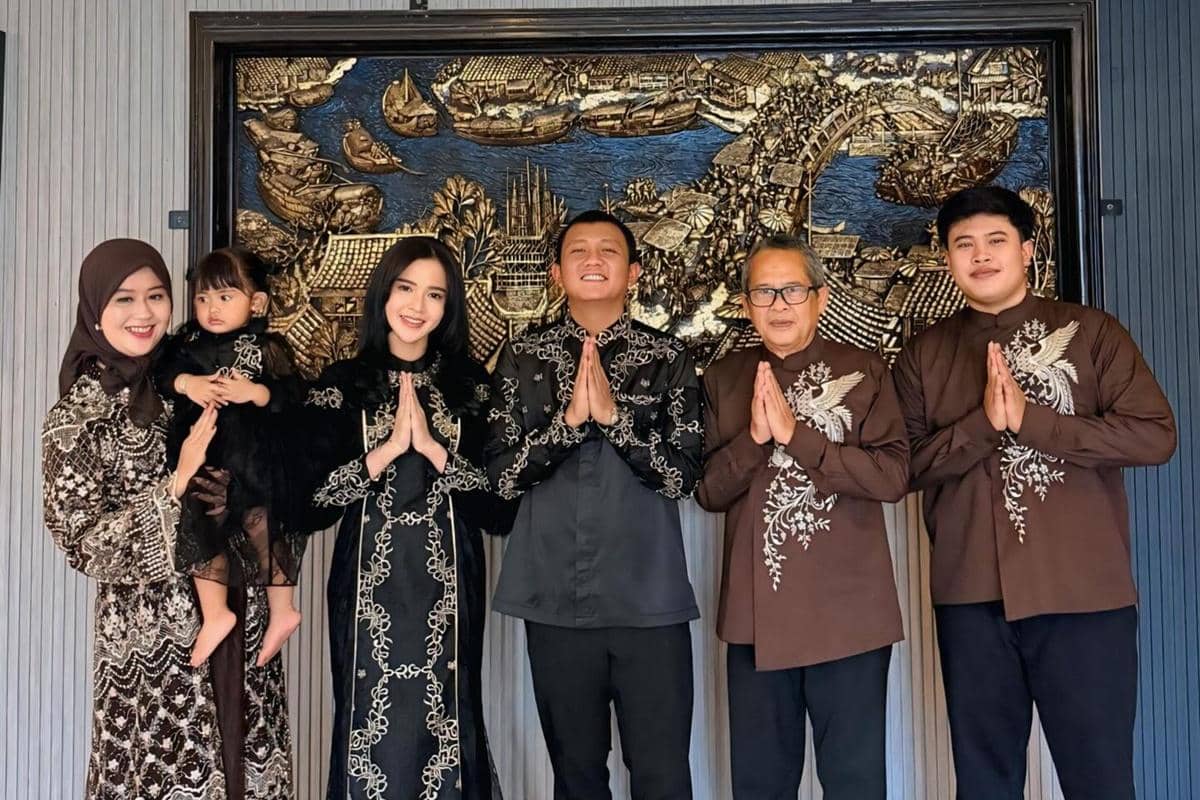 7 Potret Kenangan Bella Bonita dan Ayah yang Meninggal Dunia