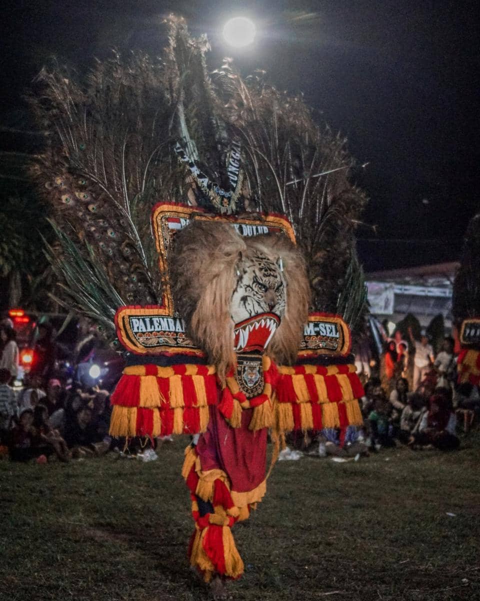 Pertunjukan reog Sanggar Seni Pujakesuma Palembang.