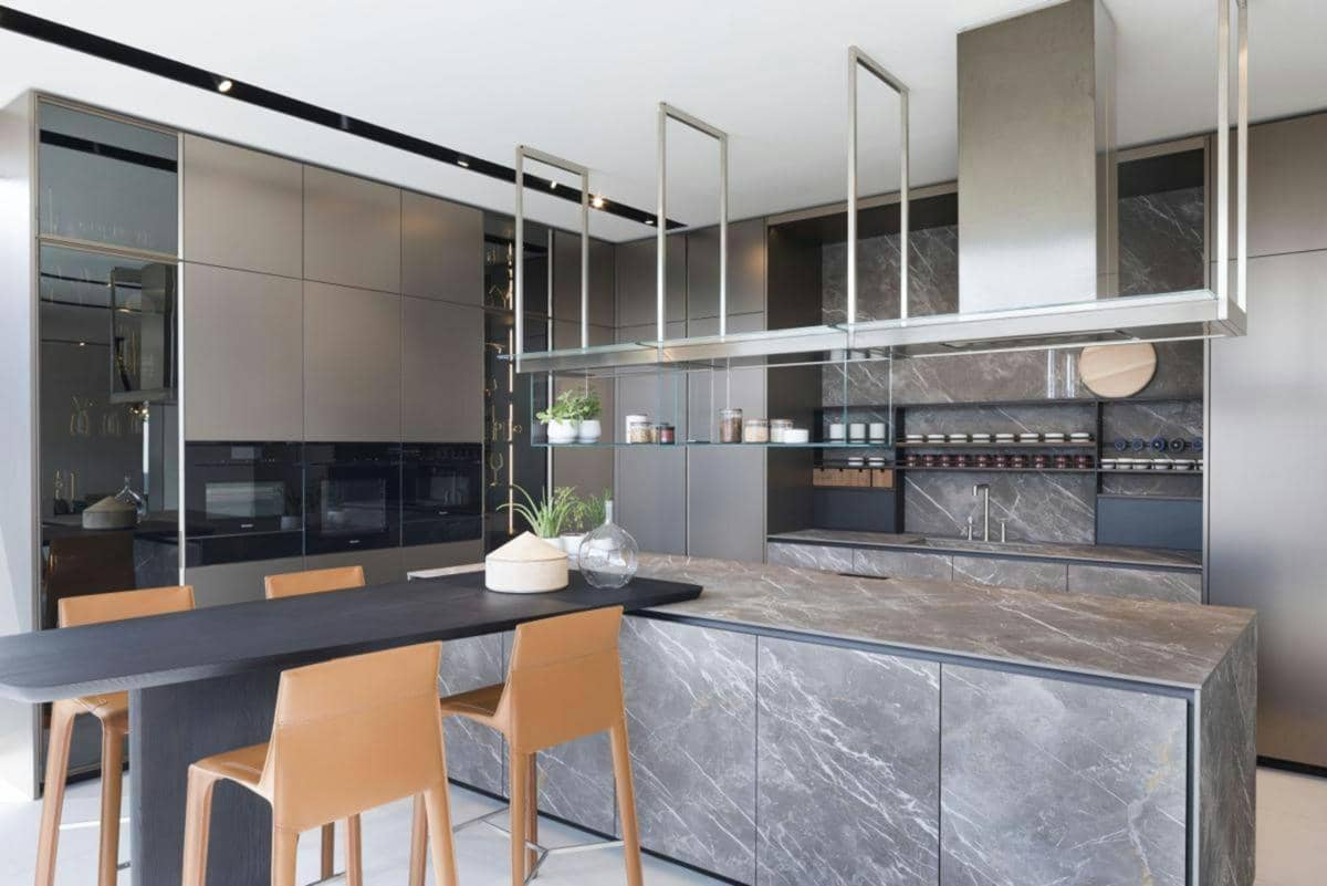 5 Daya Tarik Visual Keramik Glossy, Interior Classy