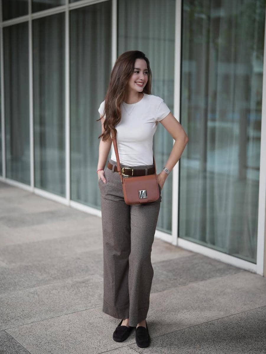gaya fashion minimalis ala Sarah Menzel
