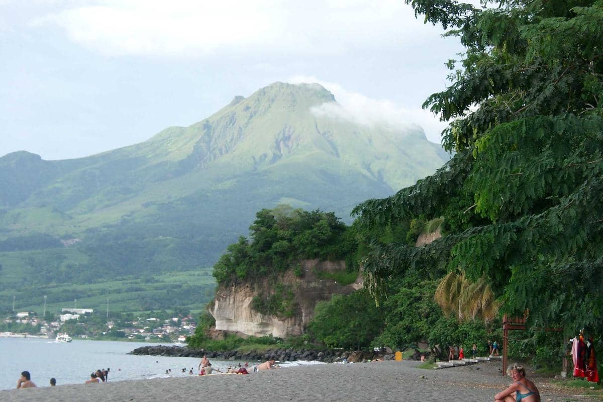 Gunung Peele