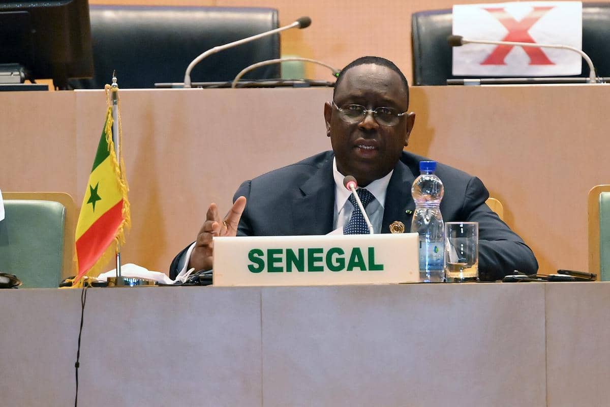 Macky Sall sedang berbicara di sebuah forum.