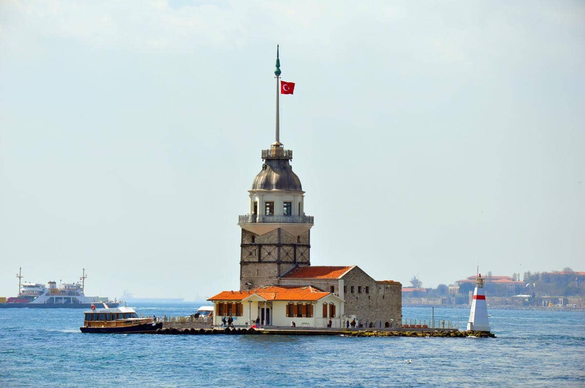 5 Fakta Menara Maiden, Ikon Bersejarah di Tengah Selat Bosphorus