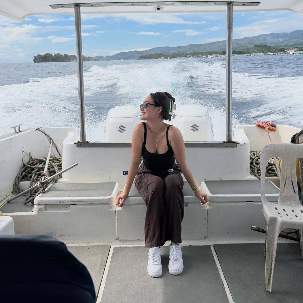 Caitlin Halderman liburan di Filipina