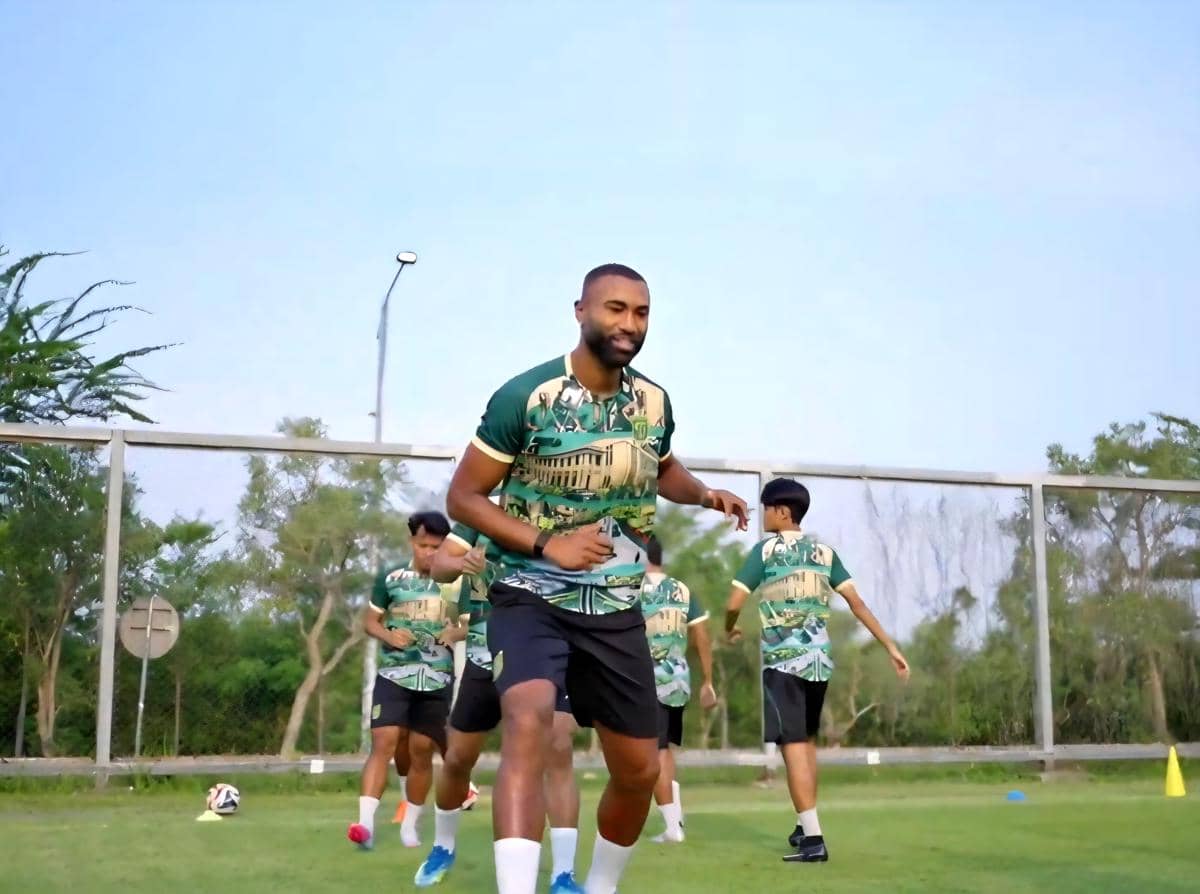 Persebaya Tancap Gas! Bernardo Tavares Kejar Adaptasi Demi Misi Juara