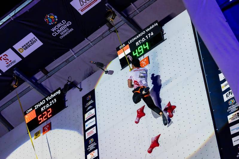Veddriq Leonardo meraih emas di World Climbing Series Chamonix (dok. World Climbig/Jan Virt)