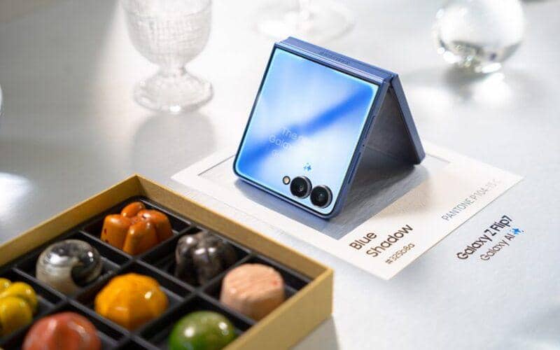 ilustrasi Samsung Galaxy Z Flip7