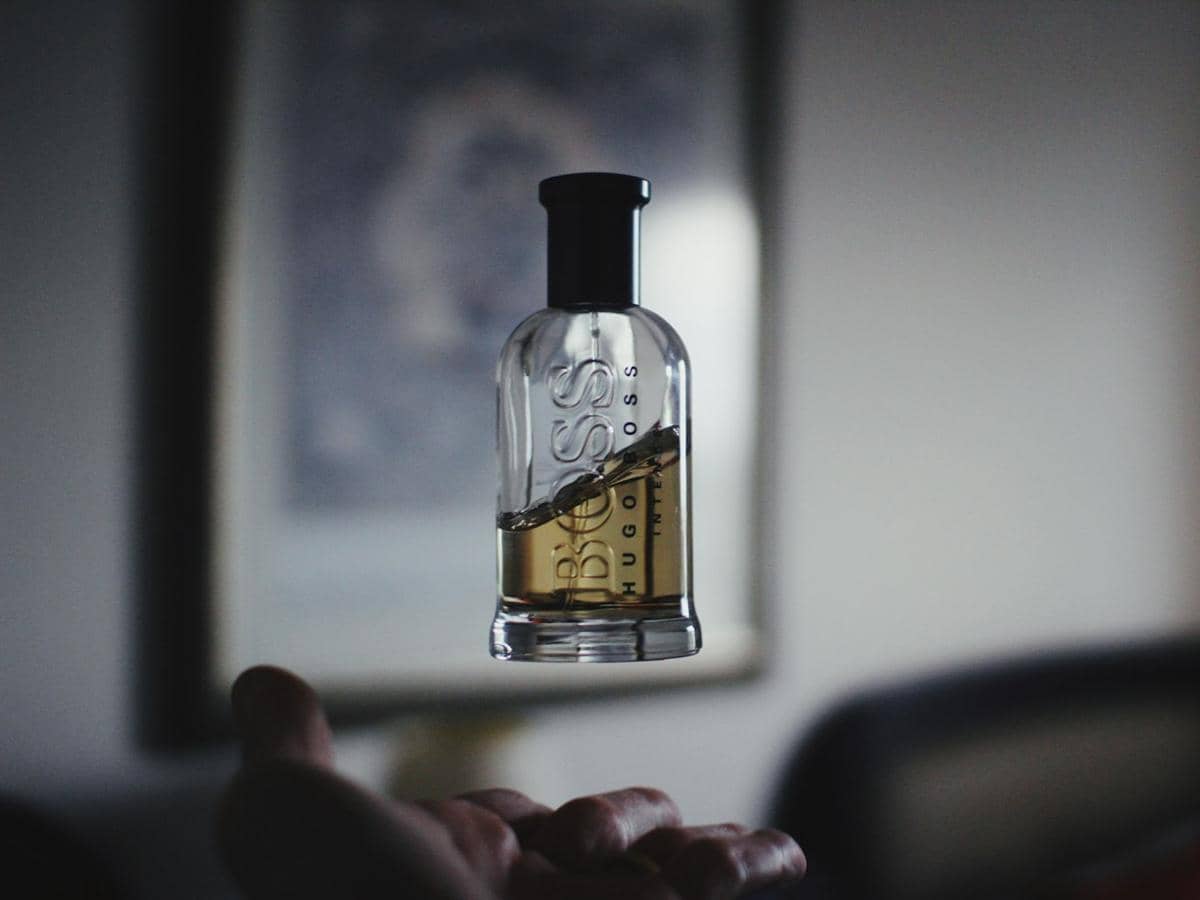 5 Parfum Cowok untuk Sekolah, Wanginya Fresh dan Tahan Lama