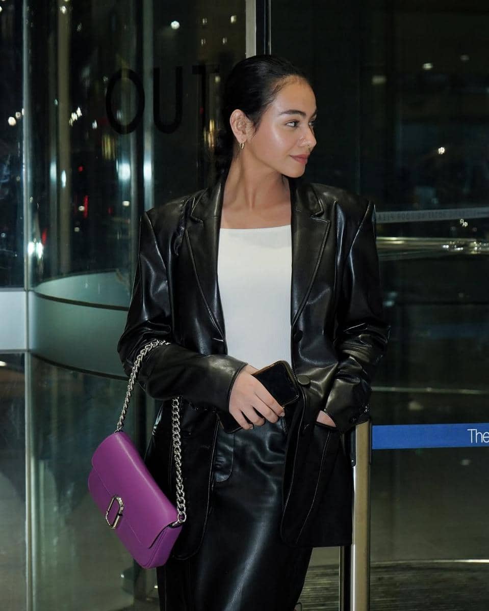 inspirasi outfit hitam putih ala Sahila Hisyam