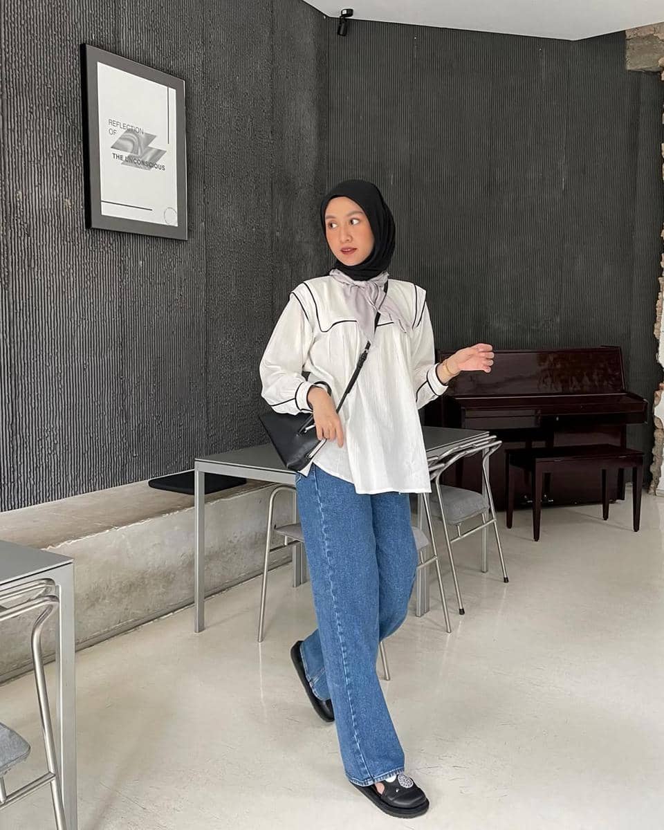 ide padu padan blouse ala selebgram Inas Rana