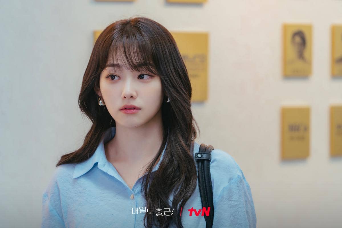 Kang Mi Na di See You at Work Tomorrow