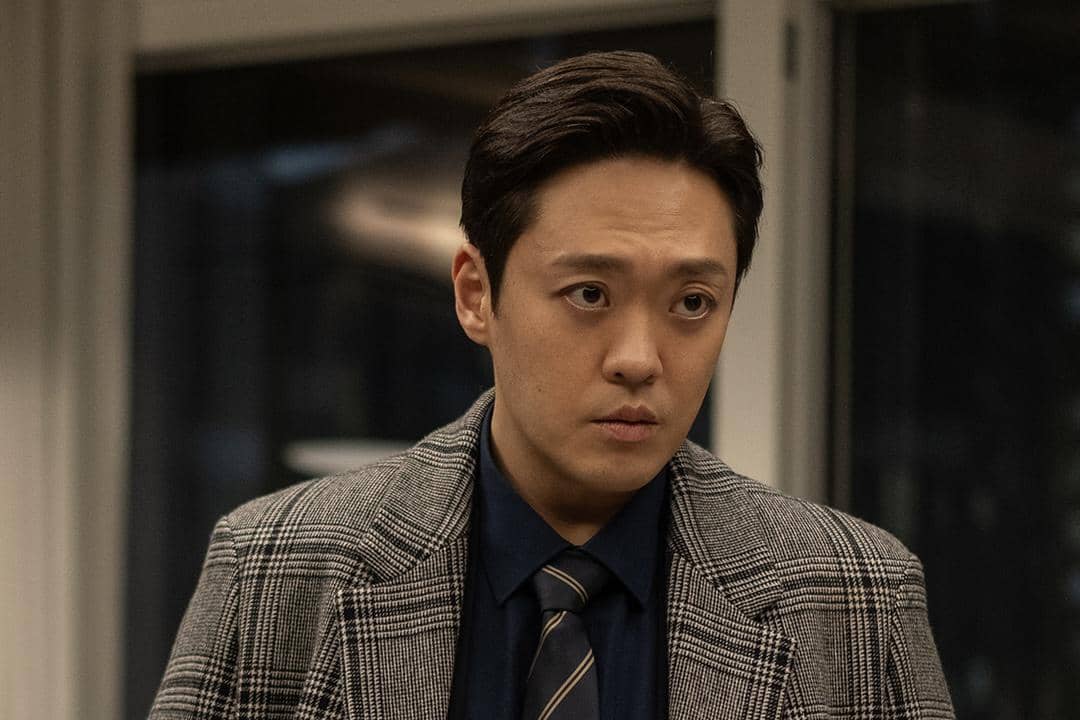 still cut drakor The Apartment Job