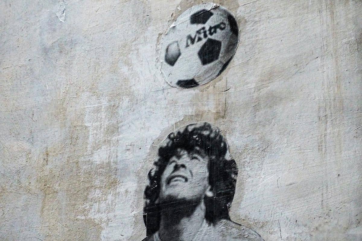 Ketika Diego Maradona Menyihir Inggris di Piala Dunia 1986