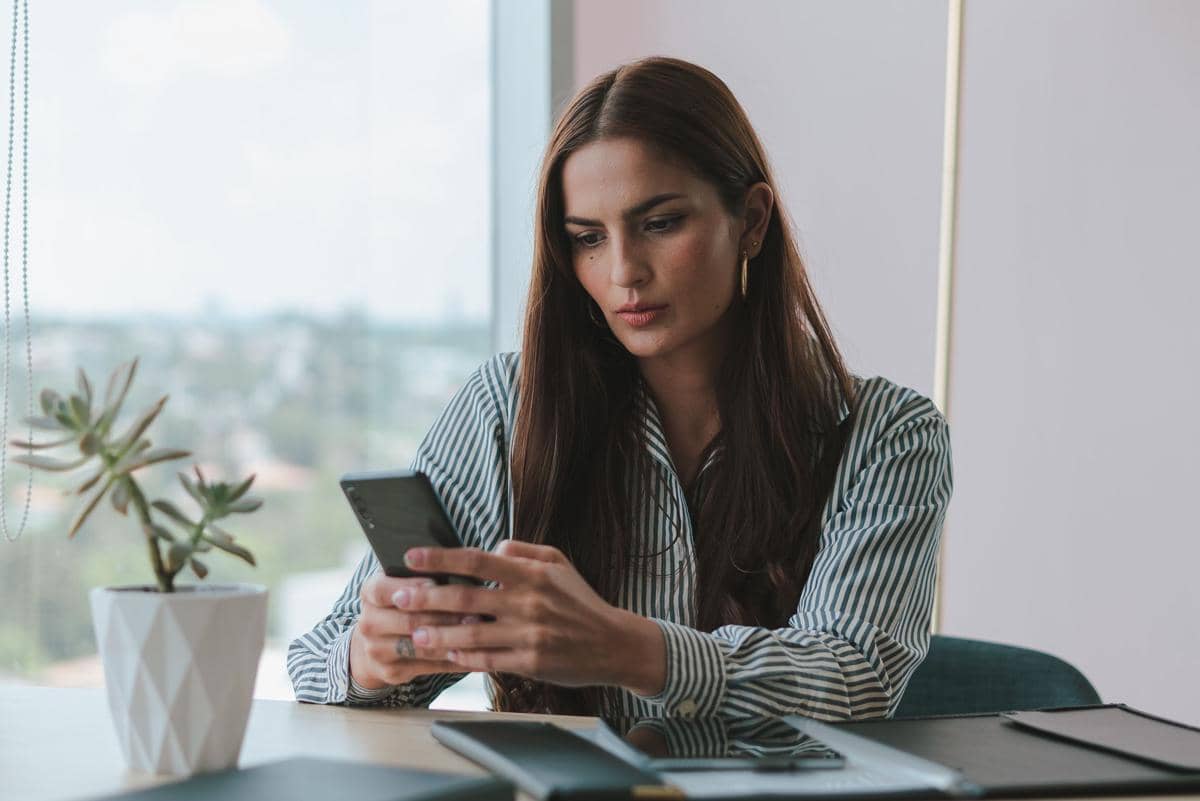 5 Tanda Aktivitas Online Mulai Memengaruhi Kehidupan Sehari-hari